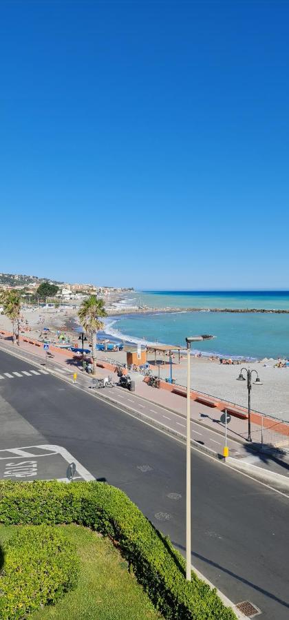 Mare Daire Ventimiglia Dış mekan fotoğraf